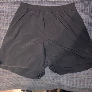 Mens Lululemon Surge shorts, 6in inseam, Sz Large